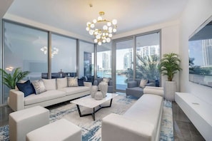 TV - AirDXB - Exceptional 3bedroom with incredible view in Dubai Marina! (Marina/JBR)