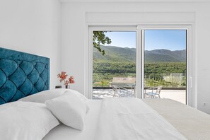 5 Schlafzimmer, Bügeleisen/Bügelbrett, WLAN, Bettwäsche