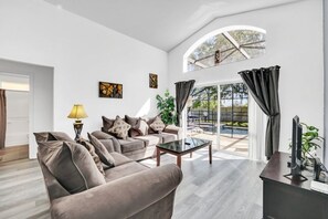 Villa, 4 Schlafzimmer | Wohnbereich