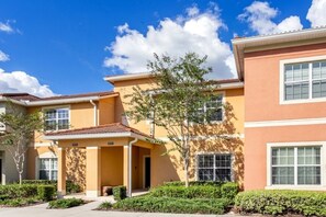 Exterior - 4 Bed Pool Home With 1 K, 2 Q, 1 Twin Bedroom 4 Townhouse (Kissimmee)