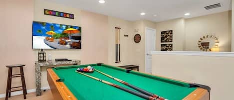 Townhome, 4 Bedrooms | Billiards