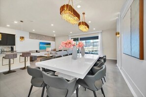 ヴィラ ベッドルーム (複数) | レストラン