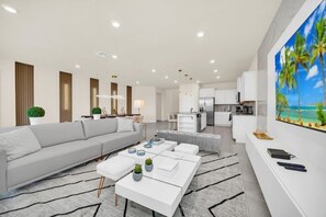 Villa, plusieurs chambres | Coin séjour