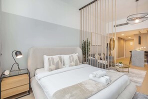 Iron/ironing board, WiFi