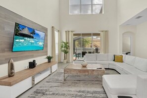 Villa, 5 chambres | Aire de séjour