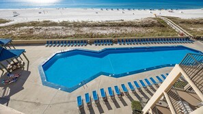 Apartamento, 1 habitación | Piscina | Una piscina cubierta, una piscina al aire libre