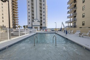 Condo, 4 habitaciones | Alberca | Alberca al aire libre 