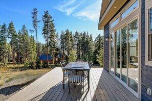 House, 4 Bedrooms | Outdoor dining