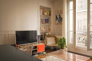 TV
