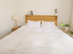 1 chambre, fer et planche Ă repasser, accĂšs Internet, draps fournis