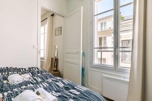 1 bedroom, Internet