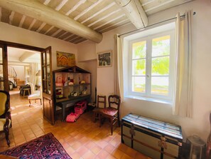 8 bedrooms, iron/ironing board, travel crib, free WiFi