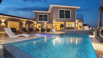Vila (6 Bedrooms) | Comodidades da propriedade