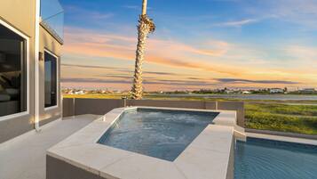 Villa (6 Bedrooms) | Property amenity