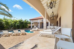 House (4 Bedrooms) | Property amenity - Esmeralda 125 (Noord)