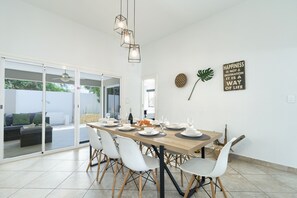 House (3 Bedrooms) | Property amenity