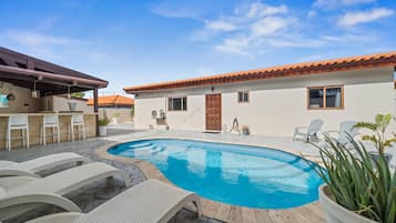 House (3 Bedrooms) | Front of property