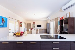 Villa (4 Bedrooms) | Ăquipement de lâhĂ©bergement