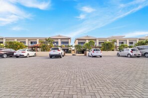 Apartment (2 Bedrooms) | Property amenity - Aruba Breeze B4 (Oranjestad)