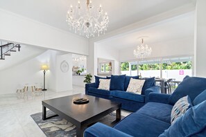 Miscellaneous - Opal 118 (Noord)