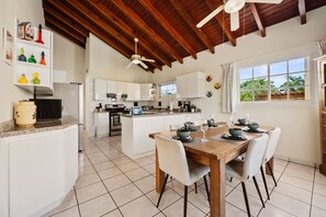 Miscellaneous - Moko 119 (Noord)