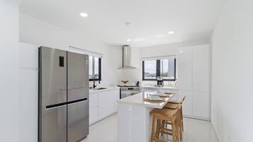 House (3 Bedrooms) | Property amenity