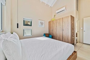 House (5 Bedrooms) | Property amenity