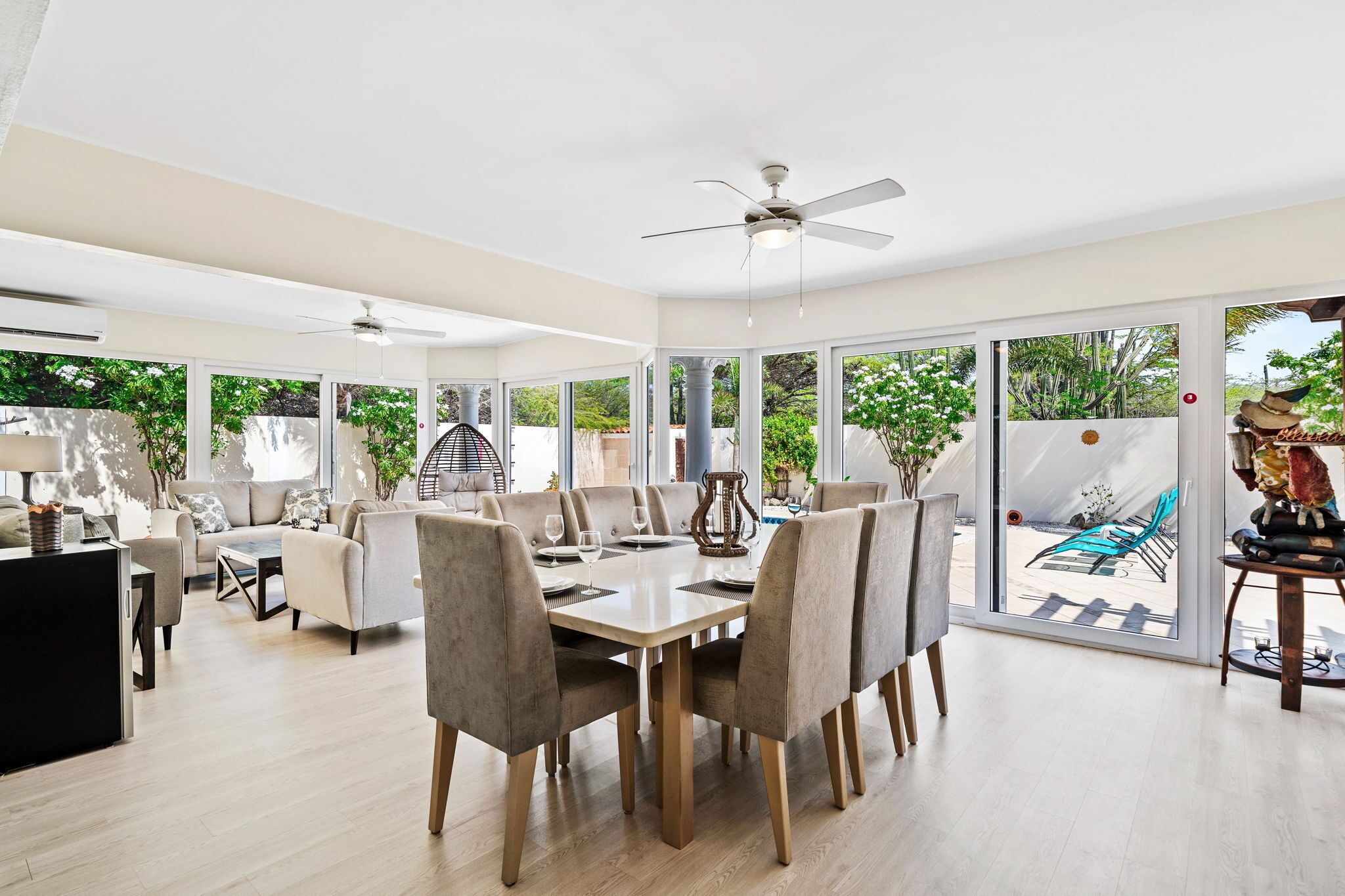 House (3 Bedrooms) | Property amenity