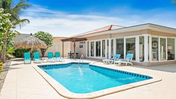 House (3 Bedrooms) | Front of property