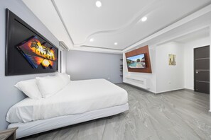 House (5 Bedrooms) | Property amenity