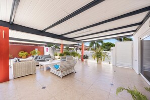 하우스 (4 Bedrooms) | 숙박 시설 내 편의 시설/서비스