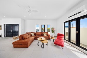 House (4 Bedrooms) | Property amenity