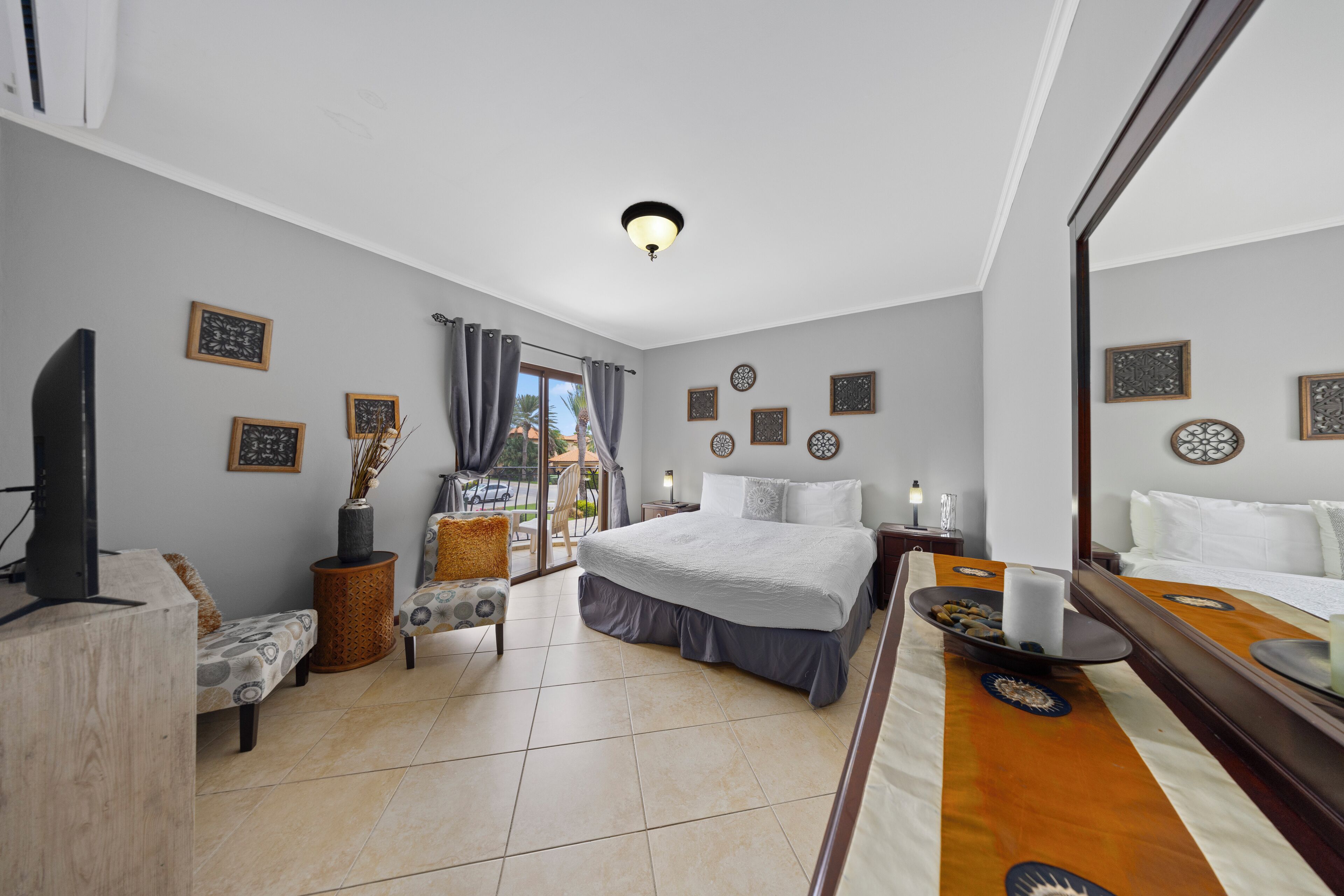 Studio (3 Bedrooms) | Property amenity