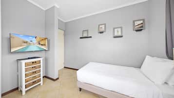 Estudio (3 Bedrooms) | Servicio de la propiedad
