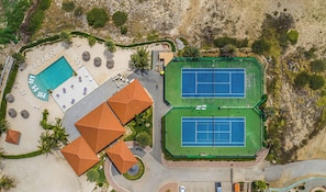 Studio (3 Bedrooms) | Property amenity