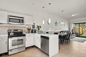 Studio (2 Bedrooms) | Property amenity