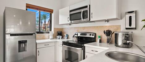 Estudio (2 Bedrooms) | Servicio de la propiedad