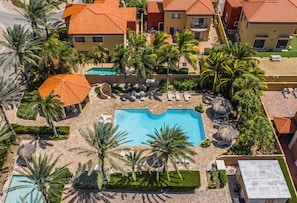 Studio (2 Bedrooms) | Property amenity