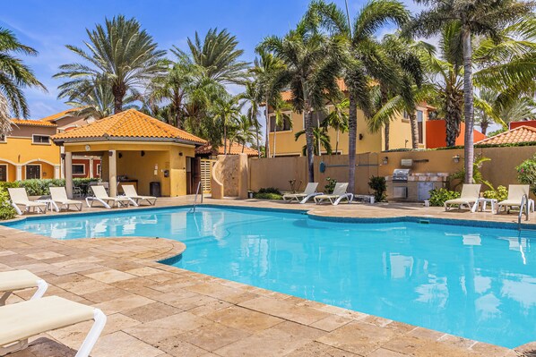 Studio (2 Bedrooms) | Front of property - Diamante 15 (Noord)