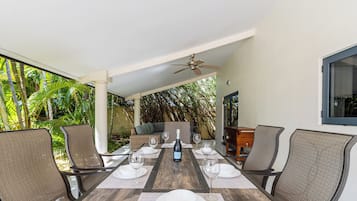 House (6 Bedrooms) | Property amenity