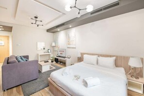 Iron/ironing board, WiFi