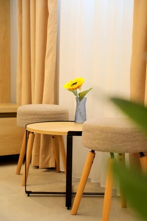 Triple Room | Desk, free WiFi, bed sheets - Vila Murati (Ksamil)