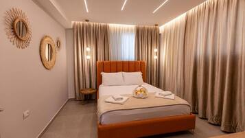 Apartment, Balcony | Desk, free WiFi, bed sheets