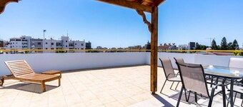 Melograno 3-BR Apt w/ Terrace in Larnaca