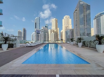 Free pool for guests to use