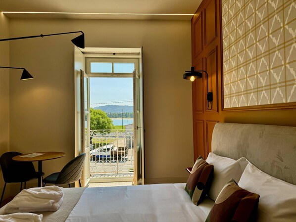 Accès Internet, draps fournis