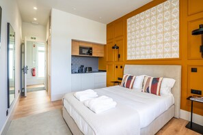 Accès Internet, draps fournis