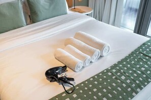 Tabla de planchar con plancha y wifi 