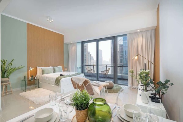 Iron/ironing board, WiFi