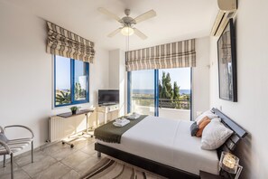 Villa | 4 bedrooms - Ayia Napa Sycamore Seaview (Ayia Napa)